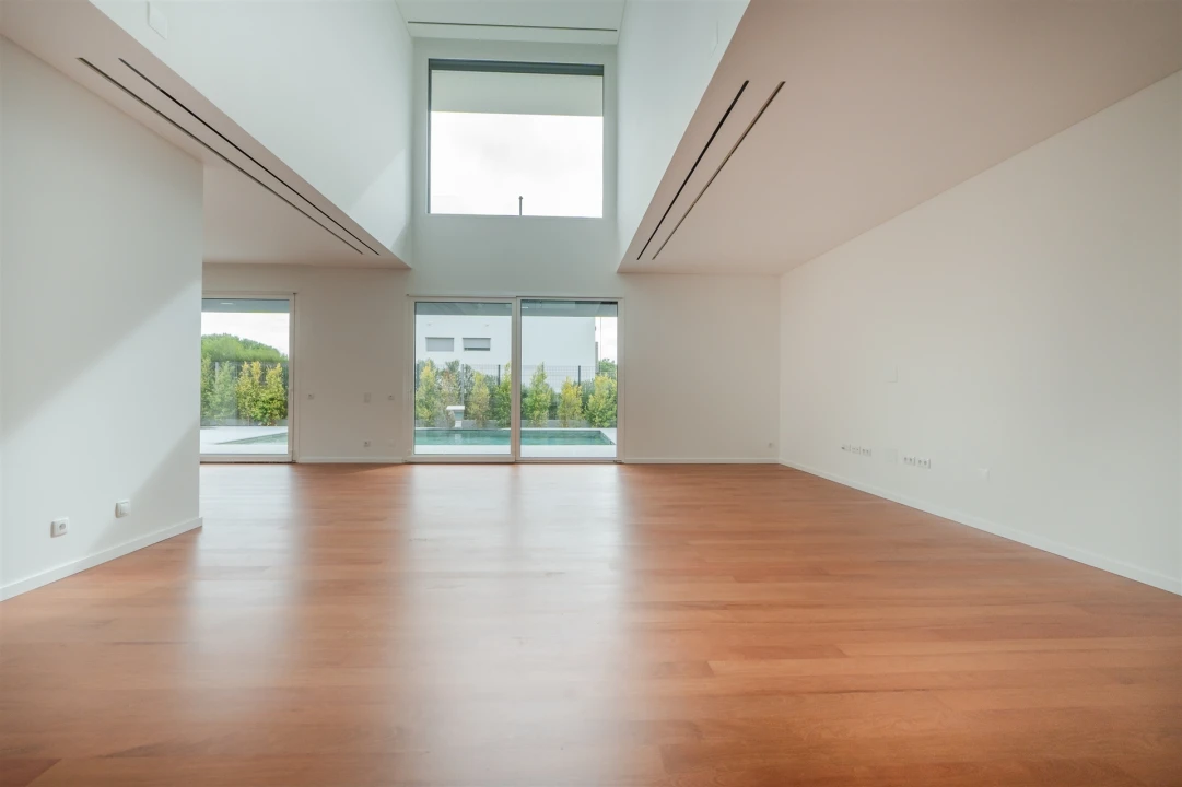 Moradia T5 para Venda em Alcabideche Foto 10