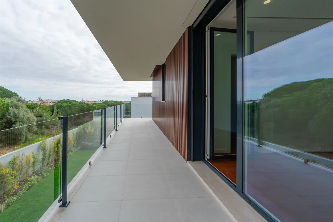 Moradia T5 para Venda em Alcabideche Foto 39