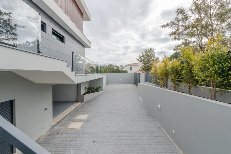 Moradia T5 para Venda em Alcabideche Foto 52