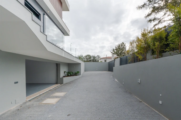 Moradia T5 para Venda em Alcabideche Foto 53