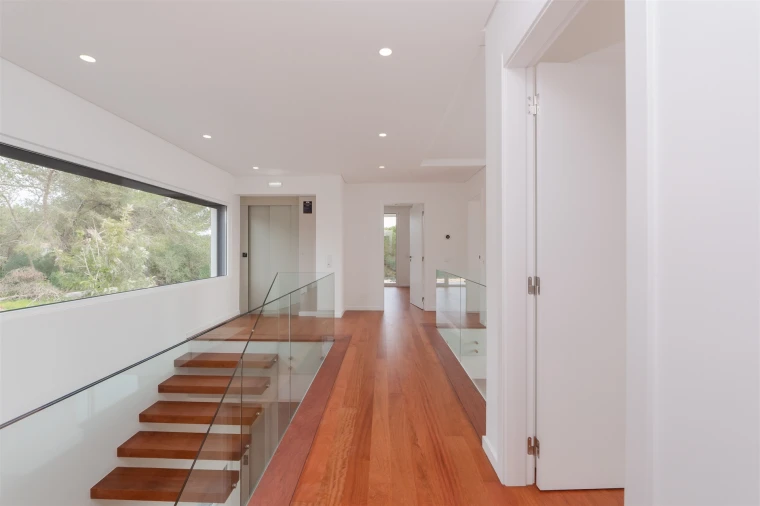 Moradia T5 para Venda em Alcabideche Foto 21