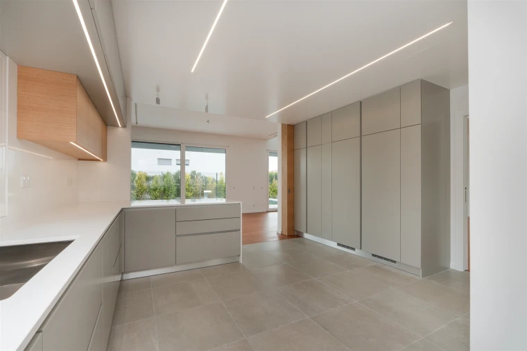 Moradia T5 para Venda em Alcabideche Foto 14