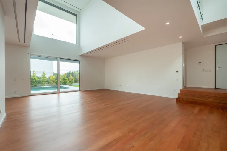 Moradia T5 para Venda em Alcabideche Foto 11