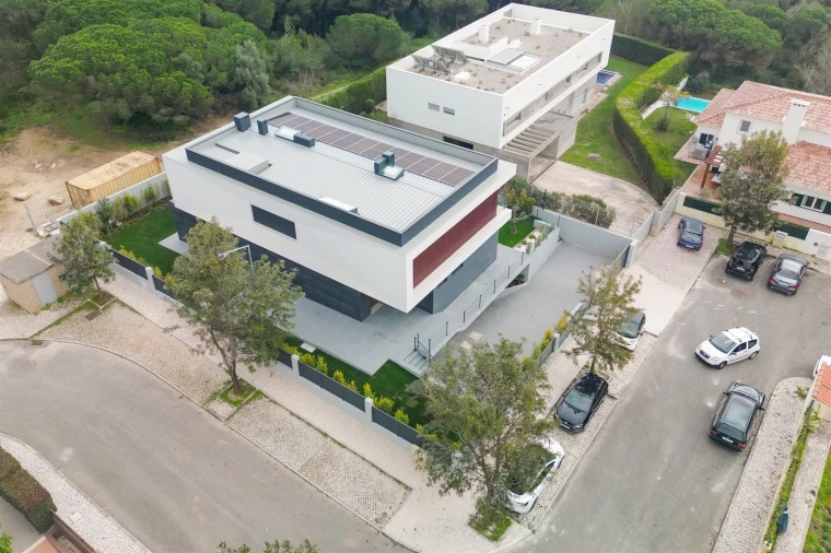 Moradia T5 para Venda em Alcabideche Foto 48