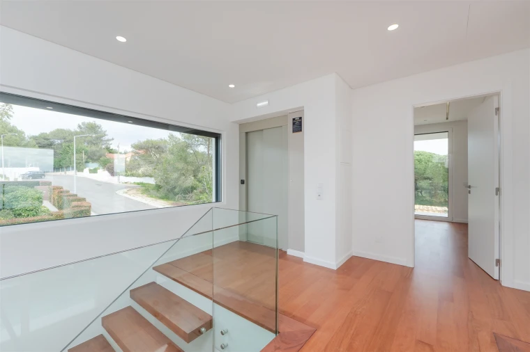 Moradia T5 para Venda em Alcabideche Foto 29