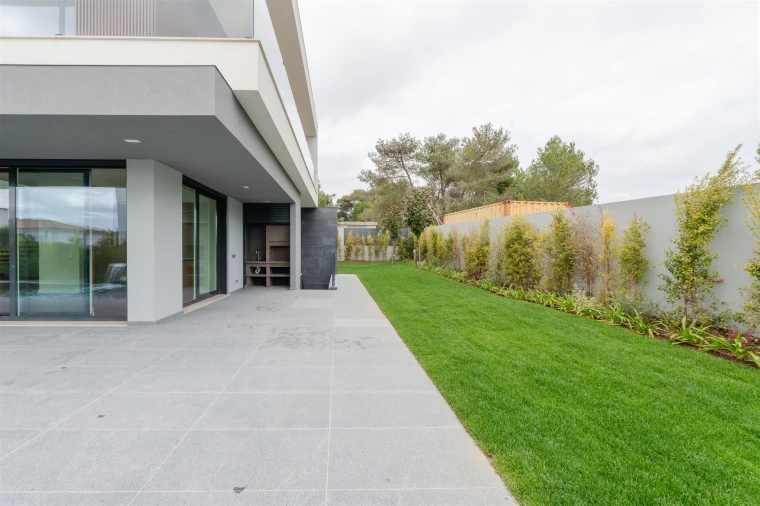 Moradia T5 para Venda em Alcabideche Foto 6