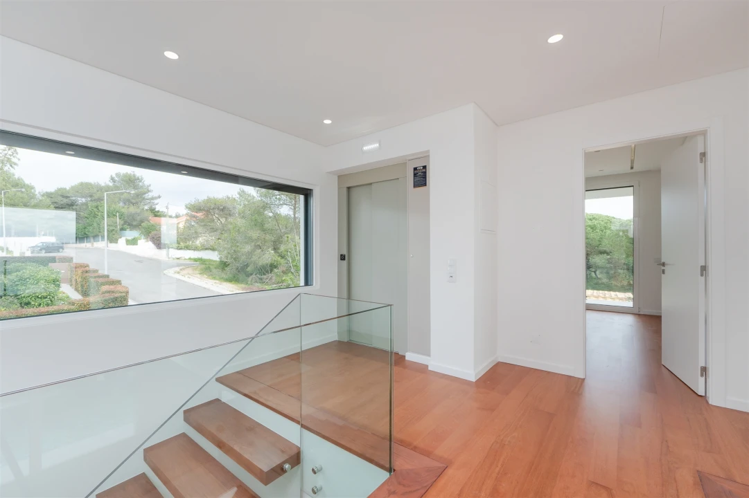 Moradia T5 para Venda em Alcabideche Foto 29