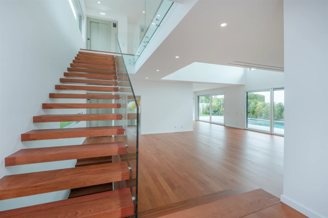 Moradia T5 para Venda em Alcabideche Foto 19