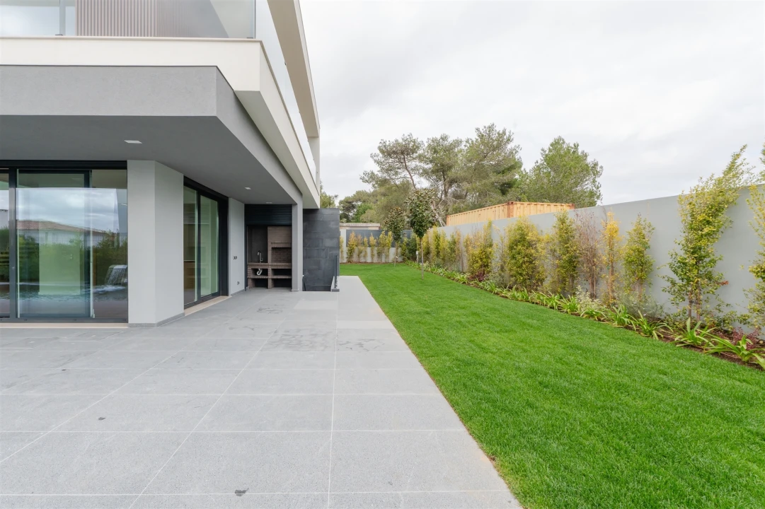 Moradia T5 para Venda em Alcabideche Foto 6