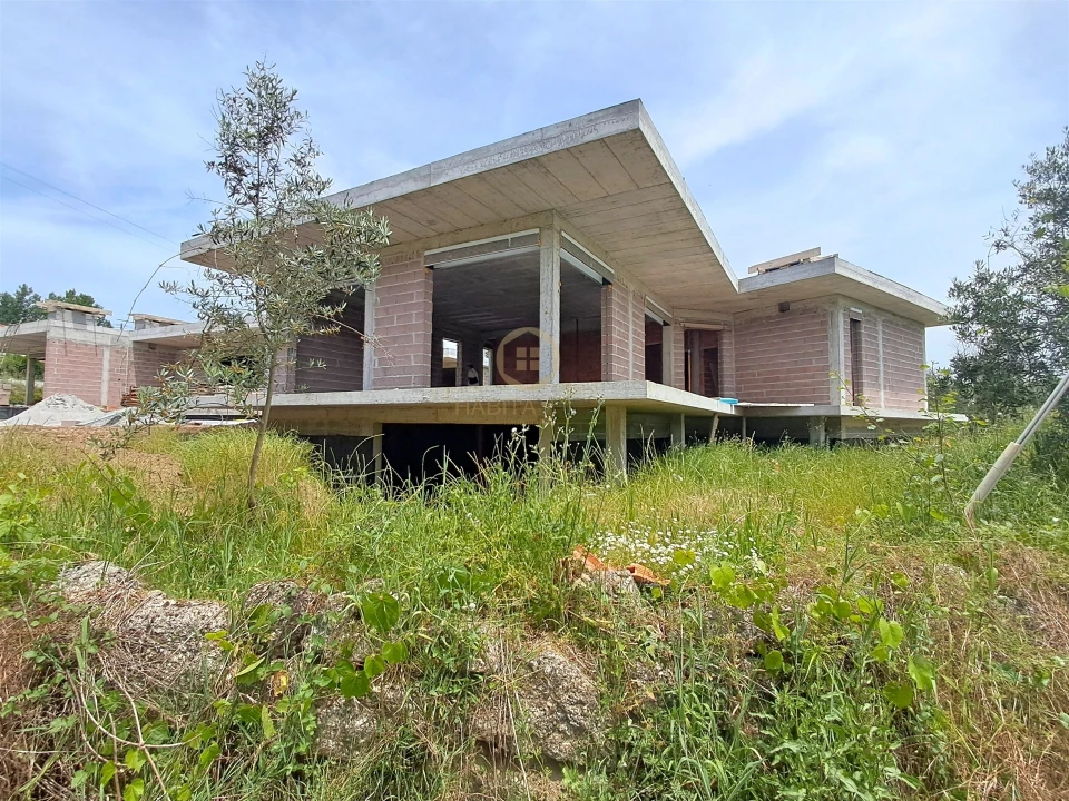 Moradia T3 para Venda em Faíl e Vila Chã de Sá Foto 3