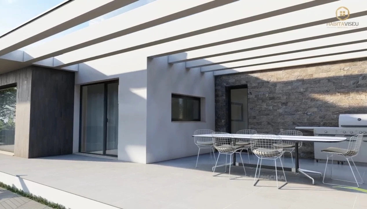 Moradia T3 para Venda em Castro Daire Foto 5