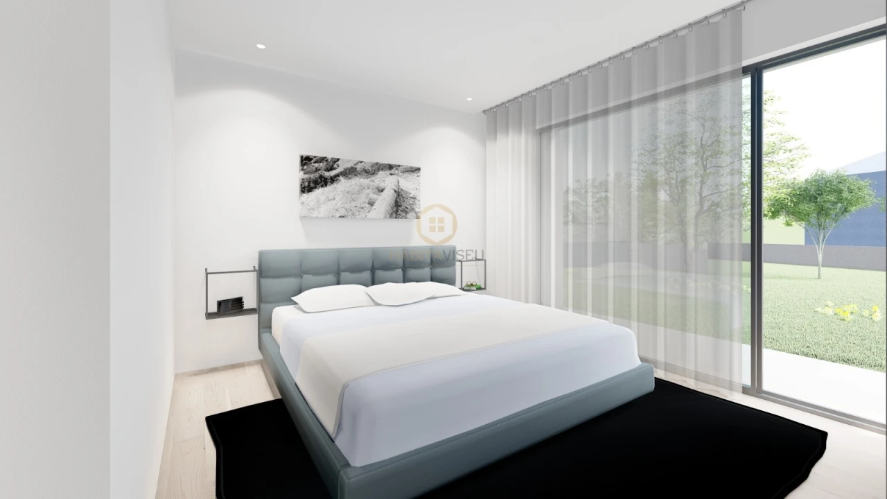 Moradia T3 para Venda em Castro Daire Foto 12