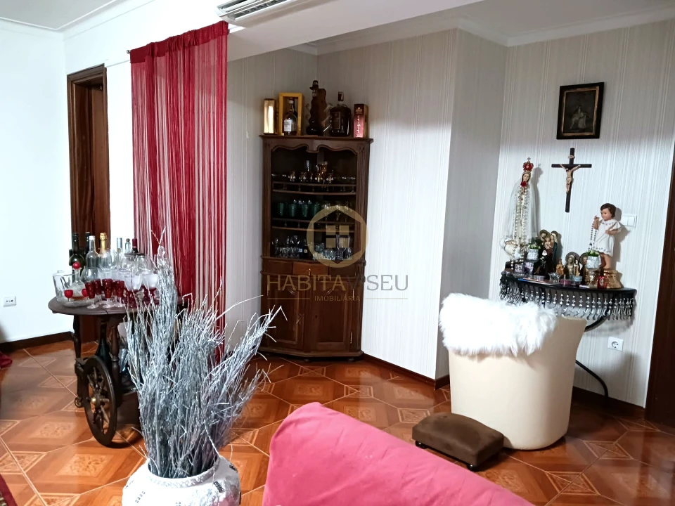 Apartamento T3 para Venda em Viseu Foto 9