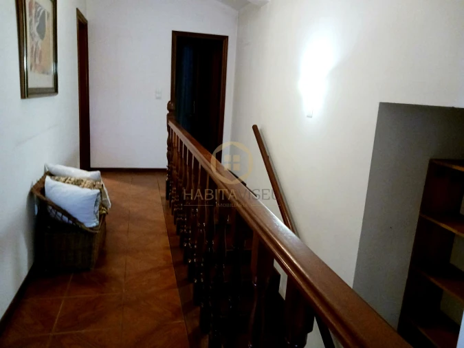 Apartamento T3 para Venda em Viseu Foto 11