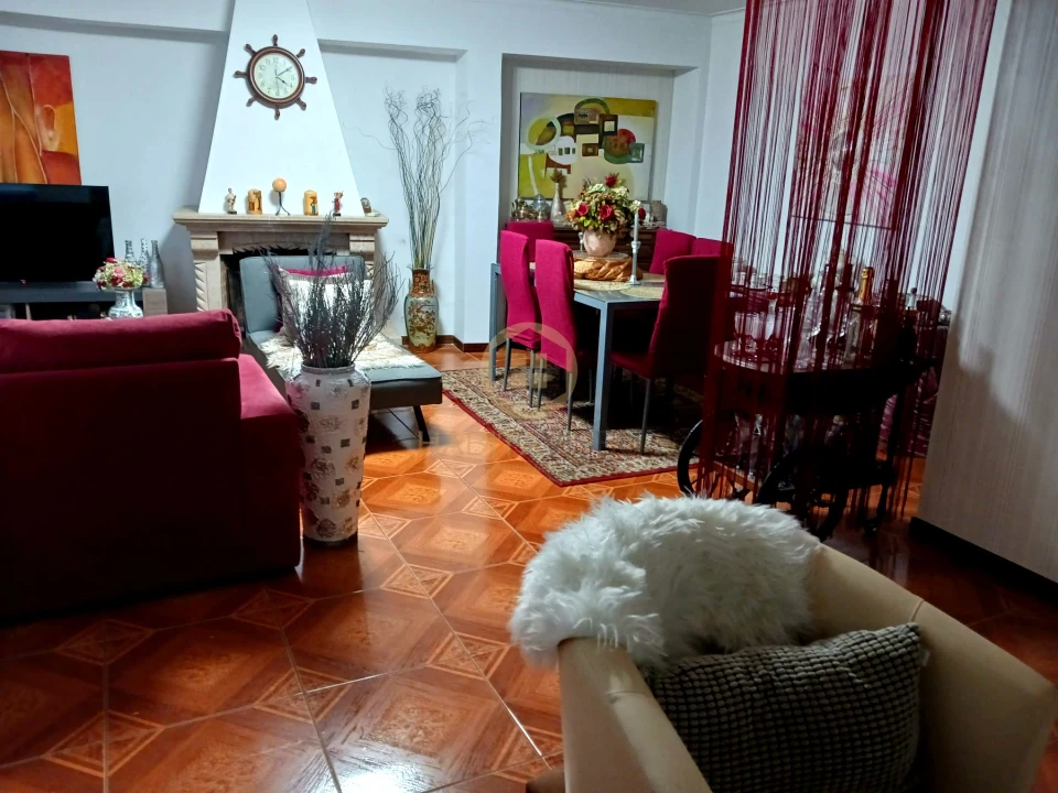 Apartamento T3 para Venda em Viseu Foto 3
