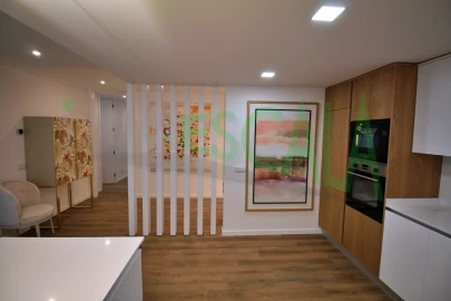 Apartamento T2 para Venda em Marvila, Ribeira Santarém, São Salvador, São Nicolau