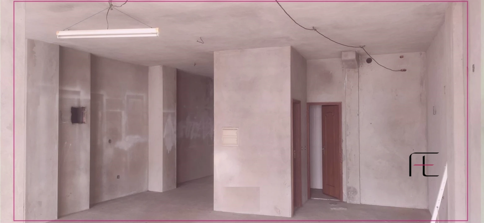 Escritório para Venda em Mafamude e Vilar do Paraíso Foto 11