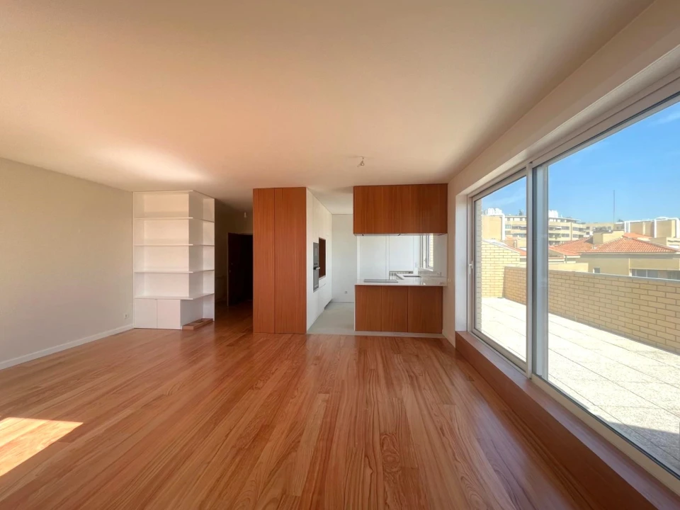Apartamento T2 para Arrendamento em Aldoar, Foz do Douro e Nevogilde Foto 6