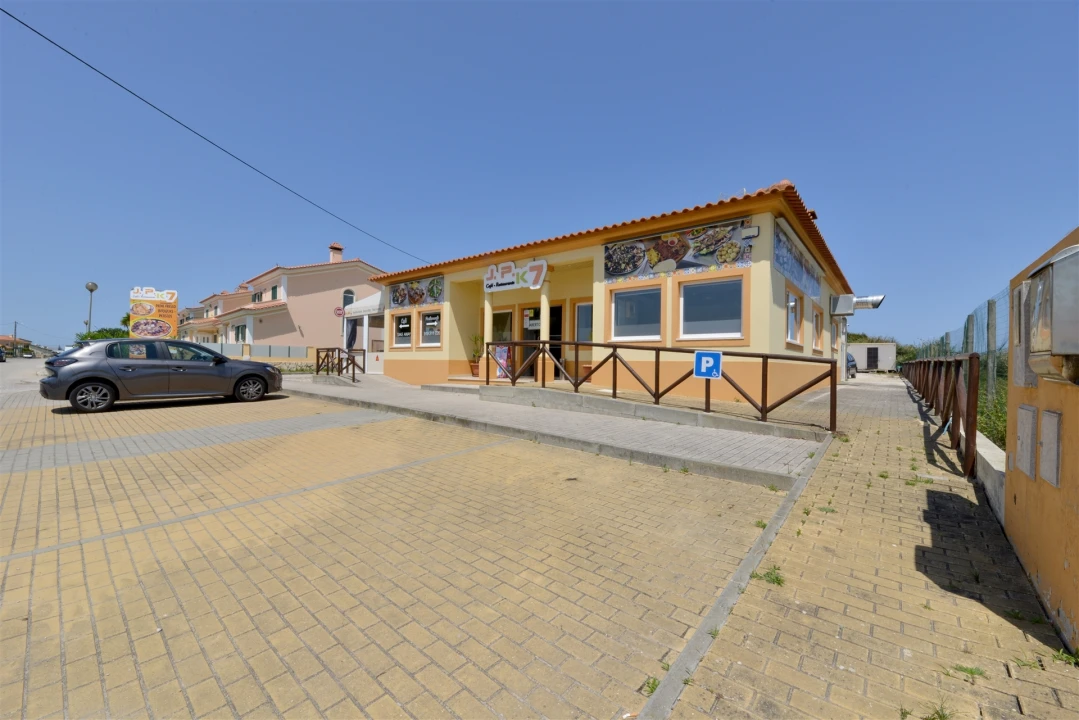 Negócio para Arrendamento em Silveira Foto 1