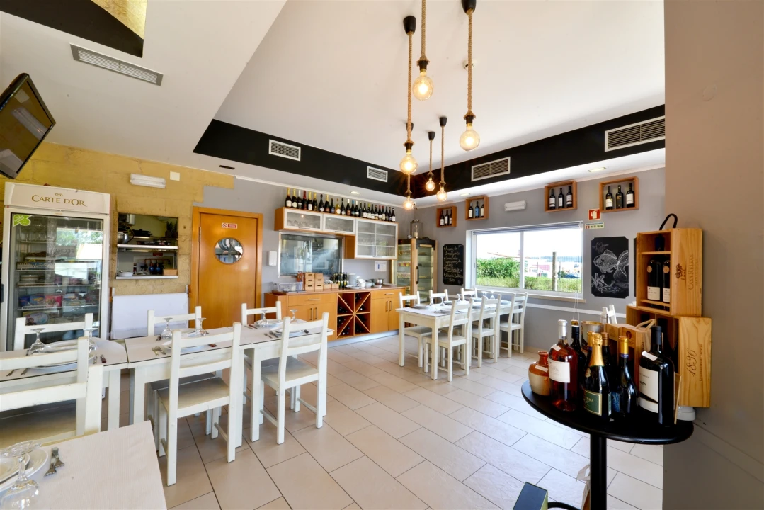 Negócio para Arrendamento em Silveira Foto 14