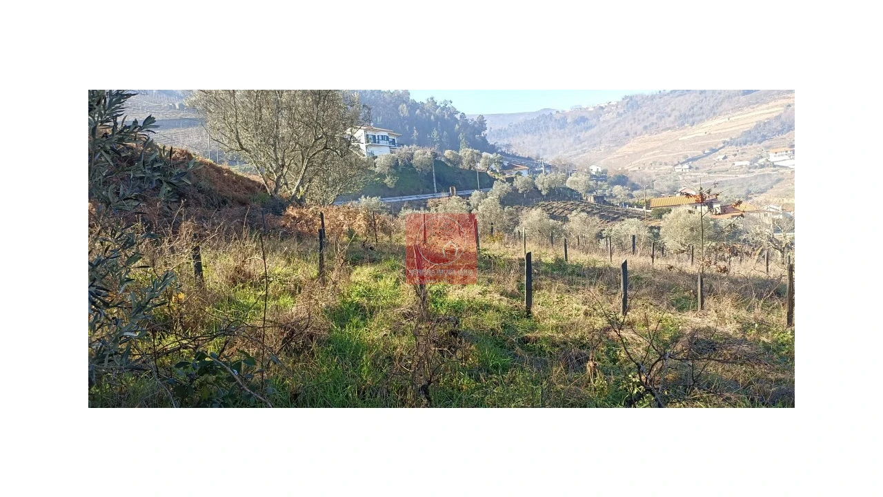 Terreno para Venda em Cambres Foto 1