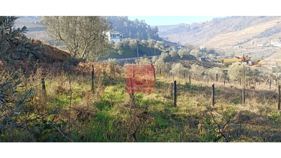 Terreno para Venda em Cambres Foto 1