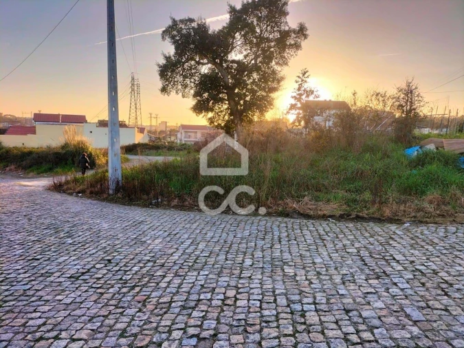 Terreno para Venda em Alfena Foto 8