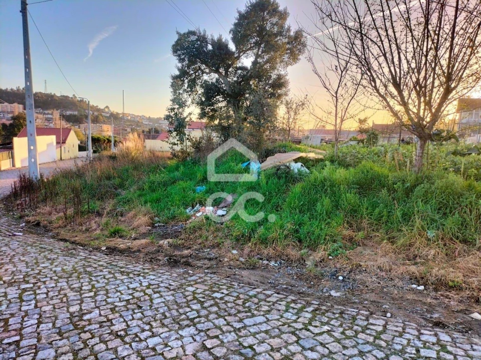 Terreno para Venda em Alfena Foto 6