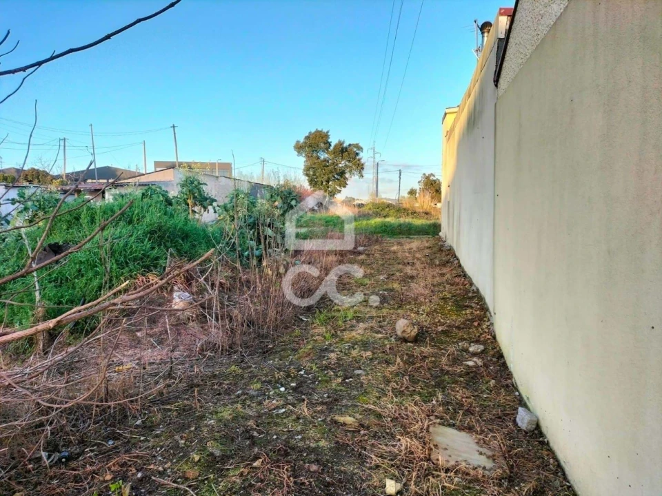 Terreno para Venda em Alfena Foto 4