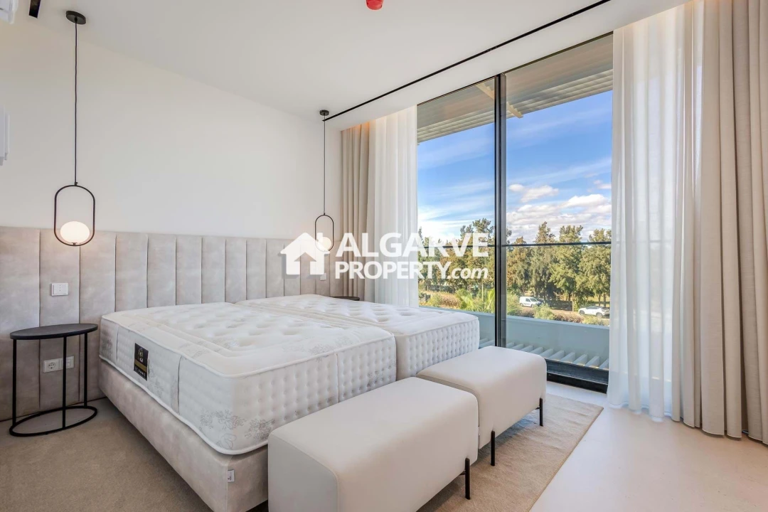 Apartamento T2 para Venda em Quarteira Foto 12