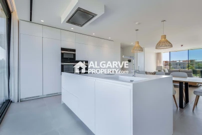 Apartamento T3 para Venda em Quarteira