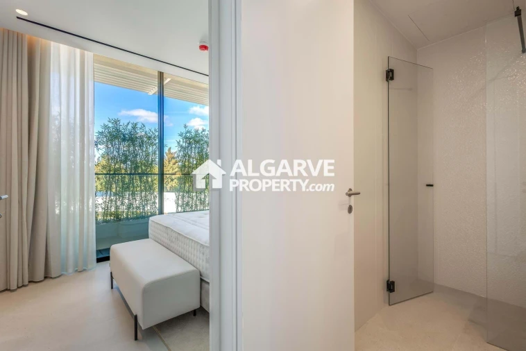 Apartamento T3 para Venda em Quarteira Foto 26
