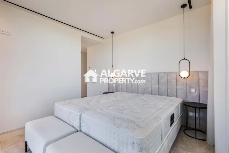 Apartamento T3 para Venda em Quarteira Foto 32