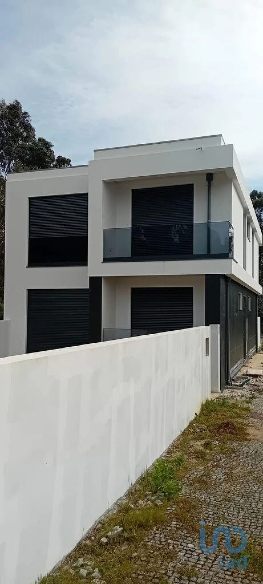 Moradia T4 para Venda em Anta e Guetim Foto 3