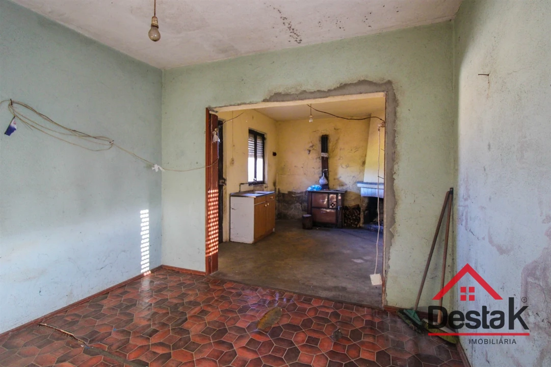 Moradia T3 para Venda em Barreiros e Cepões Foto 4