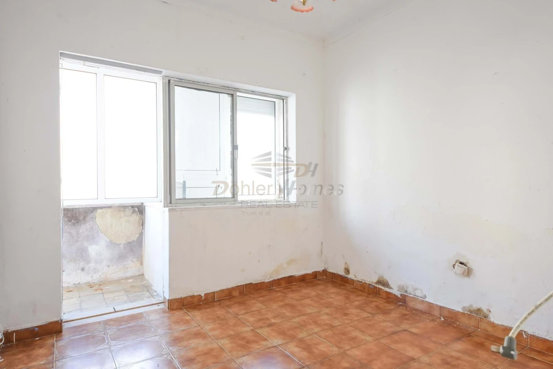 Apartamento T3 para Venda em Agualva e Mira-Sintra Foto 3