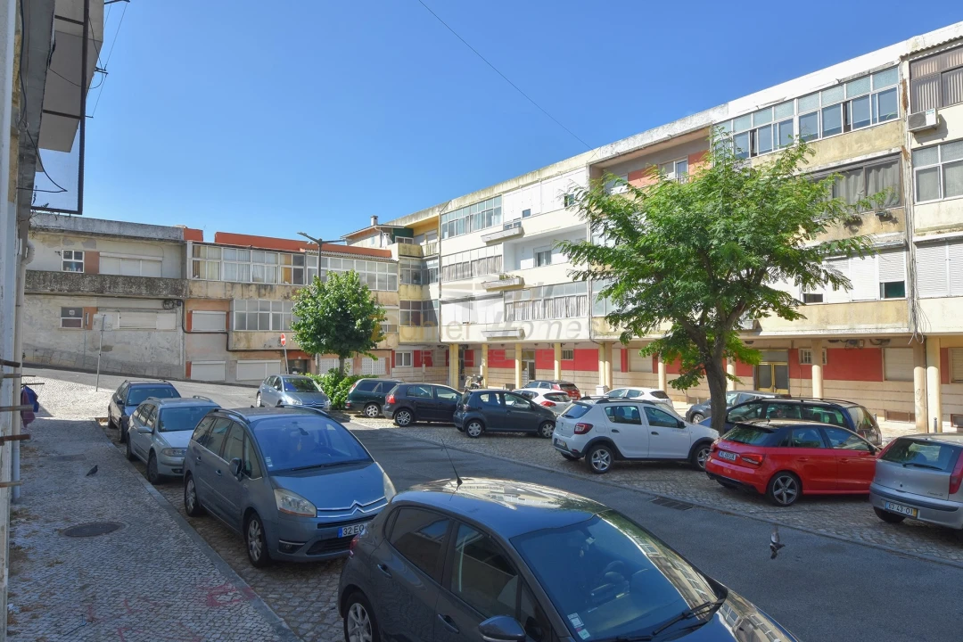 Apartamento T3 para Venda em Agualva e Mira-Sintra Foto 20