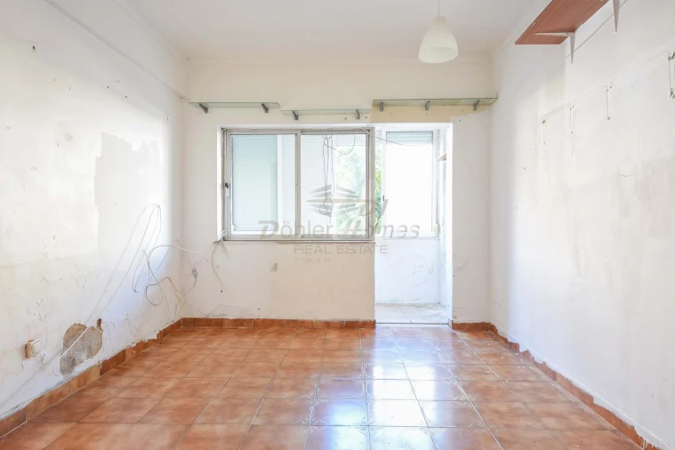 Apartamento T3 para Venda em Agualva e Mira-Sintra Foto 16