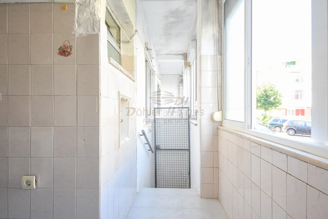 Apartamento T3 para Venda em Agualva e Mira-Sintra Foto 12