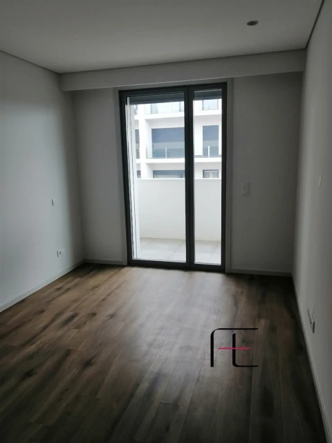 Apartamento T2 para Venda em Mafamude e Vilar do Paraíso
