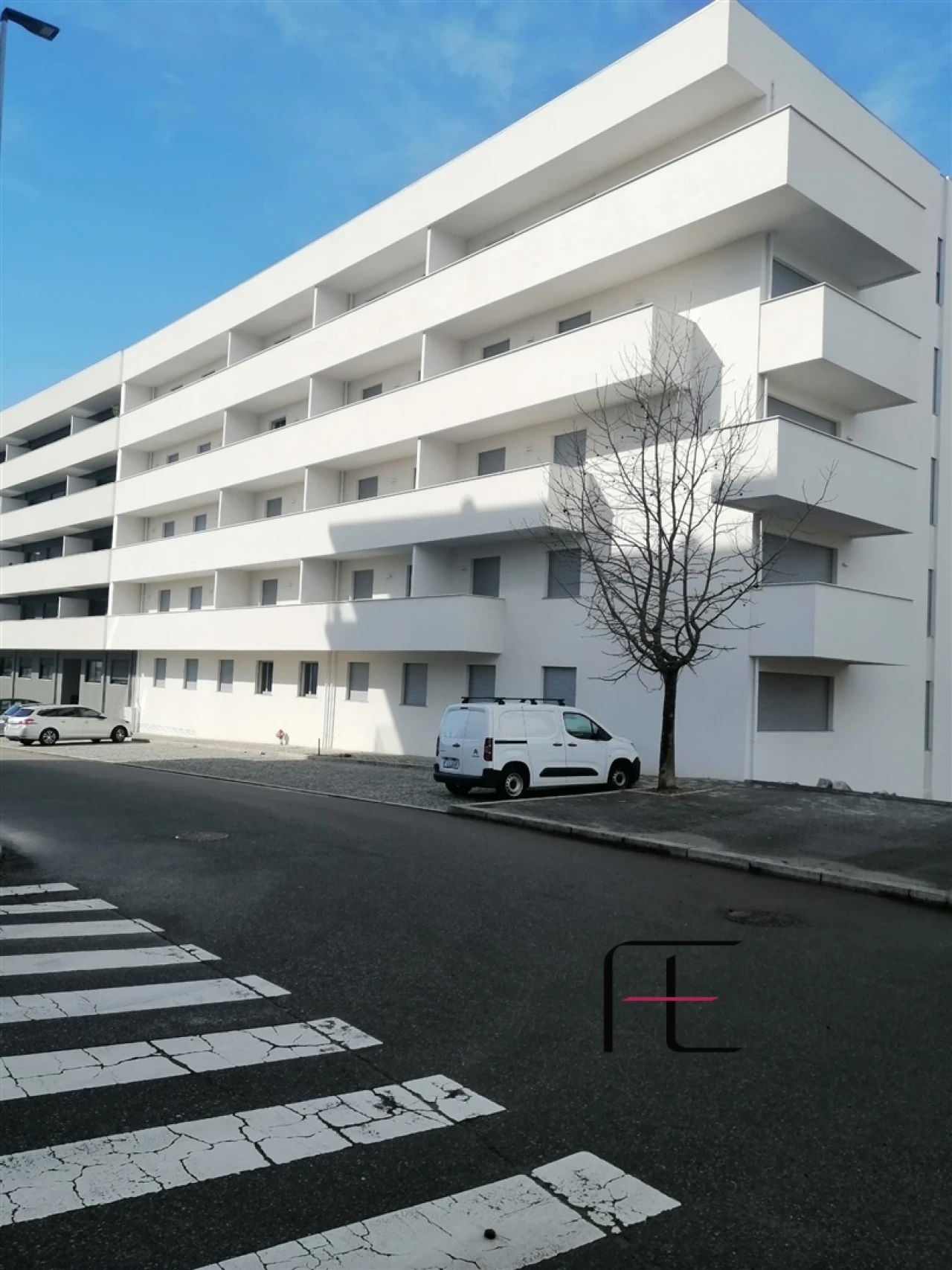 Apartamento T2 para Venda em Mafamude e Vilar do Paraíso Foto 31