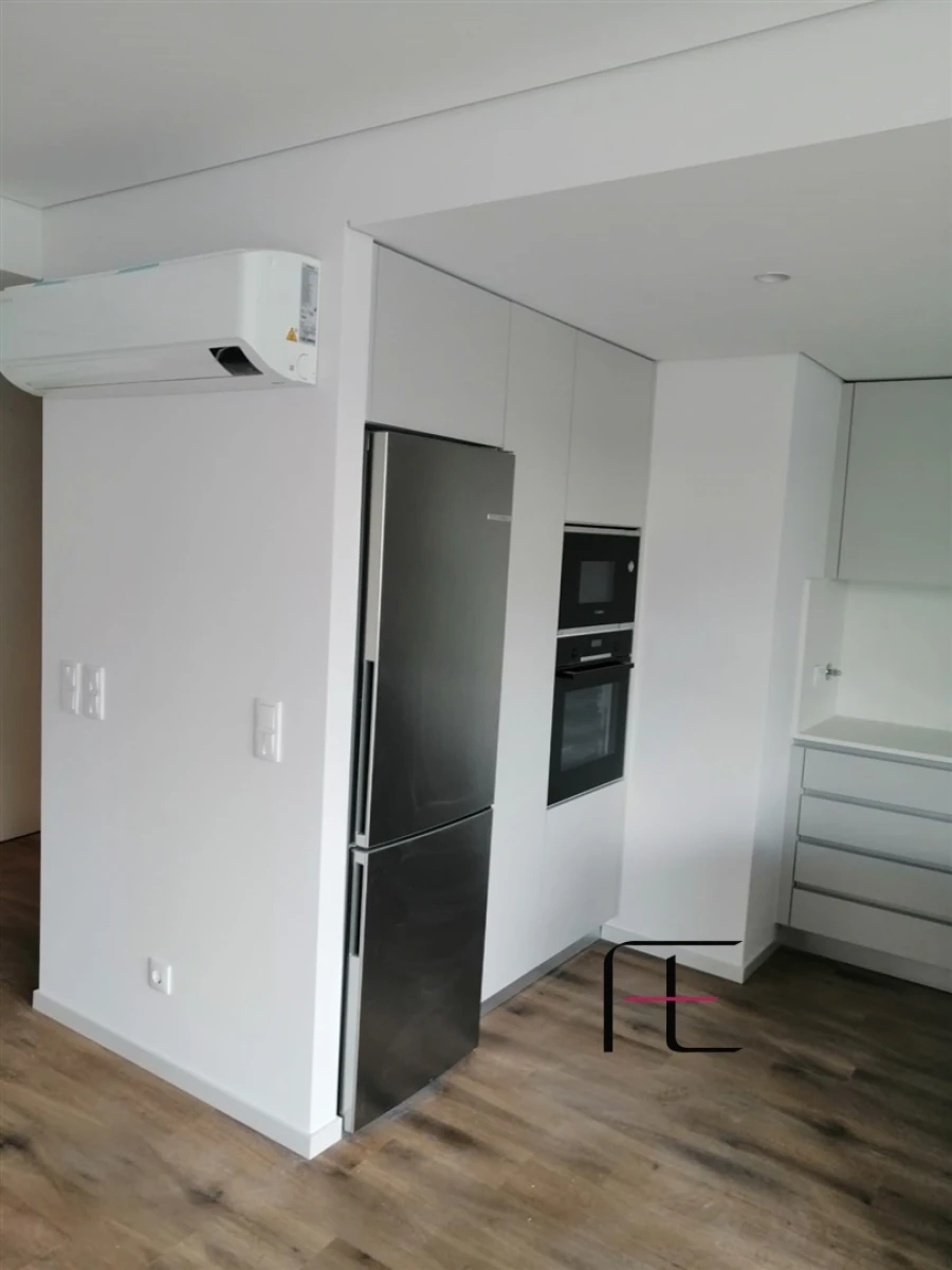 Apartamento T2 para Venda em Mafamude e Vilar do Paraíso Foto 12