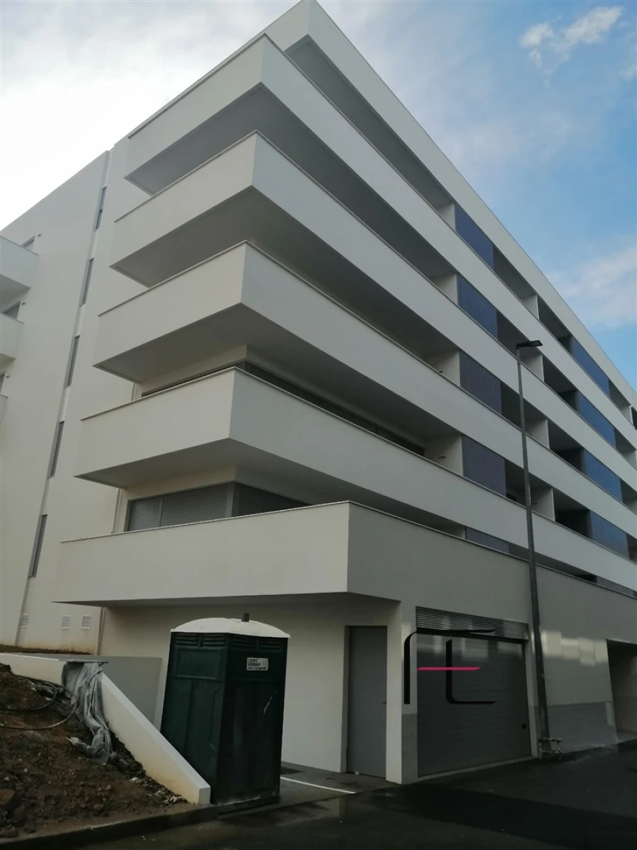 Apartamento T2 para Venda em Mafamude e Vilar do Paraíso Foto 1