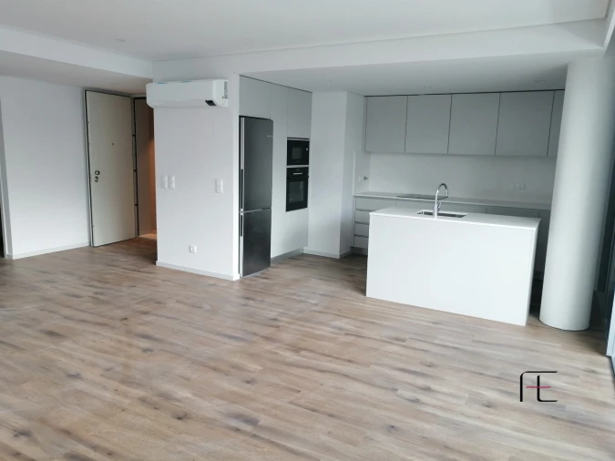 Apartamento T2 para Venda em Mafamude e Vilar do Paraíso Foto 7