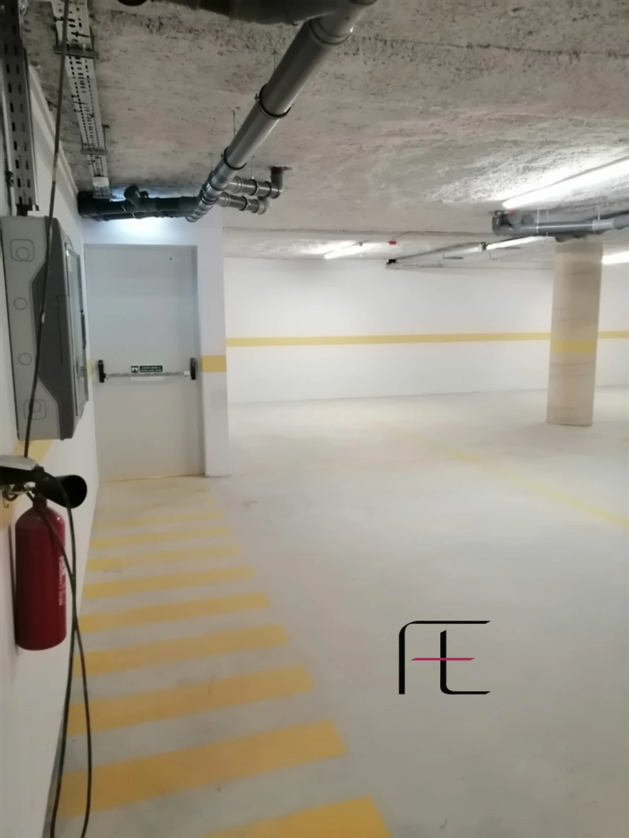 Apartamento T2 para Venda em Mafamude e Vilar do Paraíso Foto 28