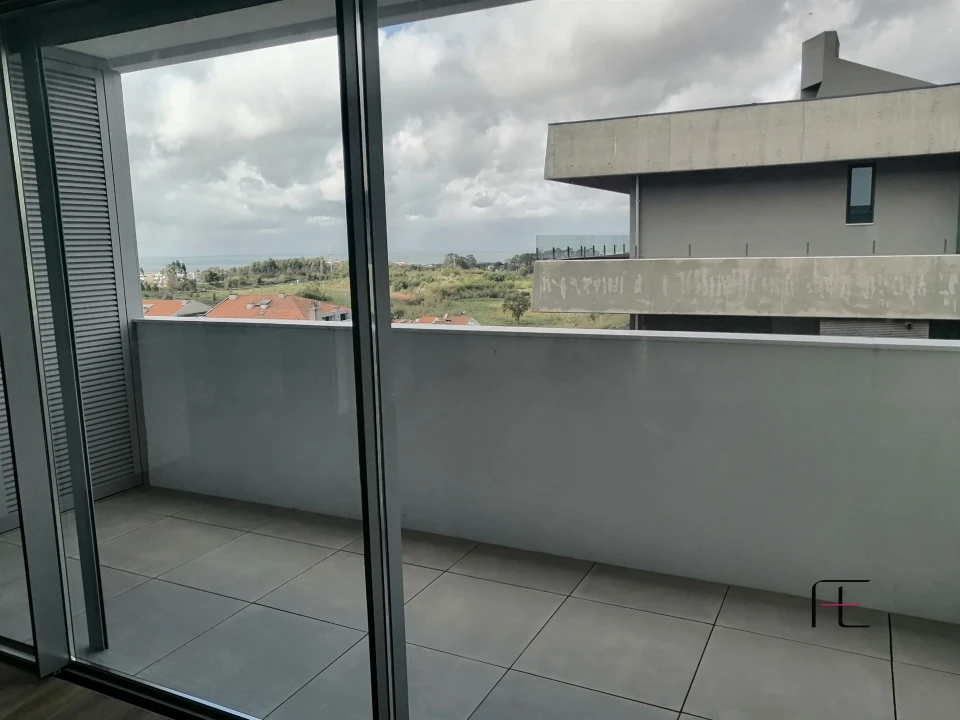 Apartamento T2 para Venda em Mafamude e Vilar do Paraíso Foto 27