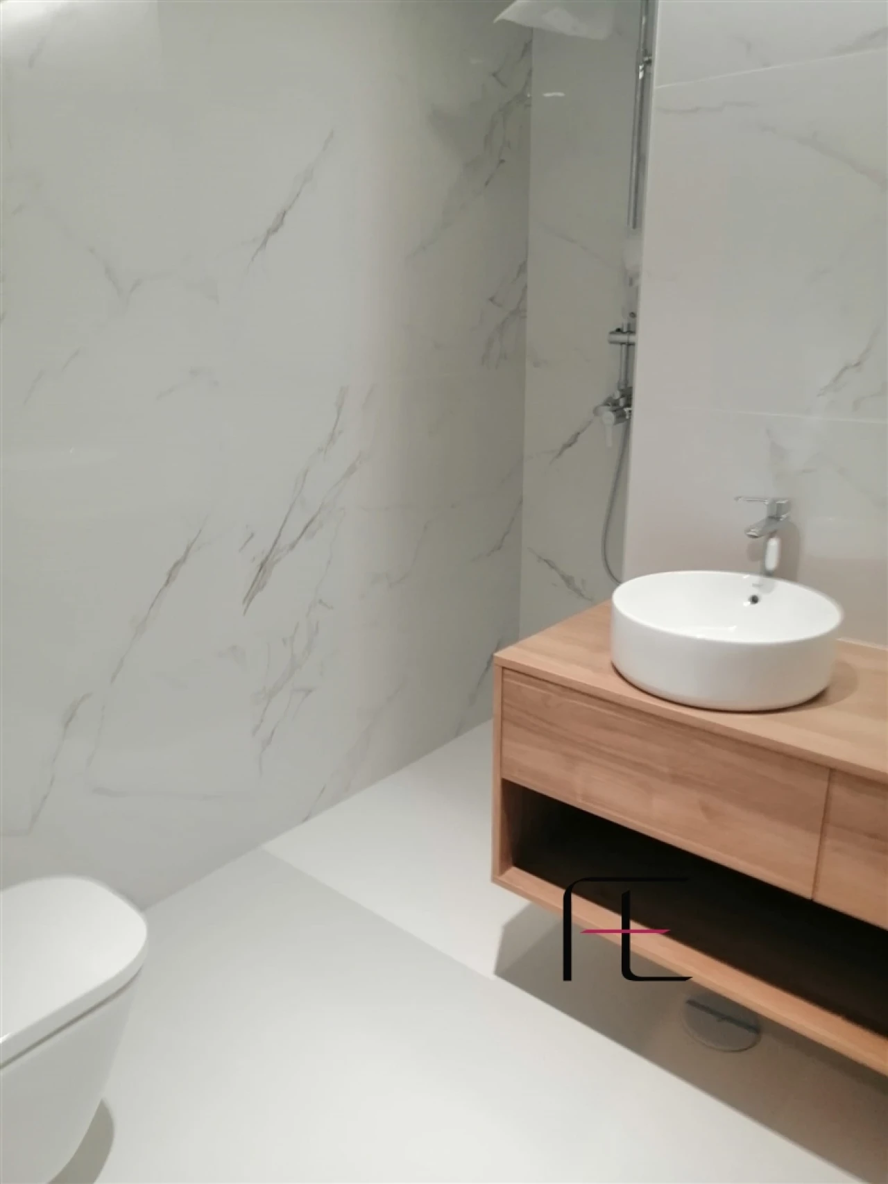 Apartamento T2 para Venda em Mafamude e Vilar do Paraíso Foto 20