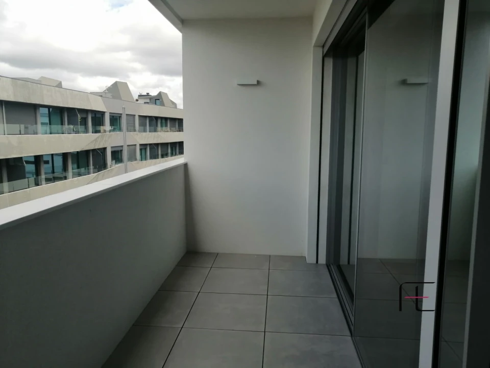 Apartamento T2 para Venda em Mafamude e Vilar do Paraíso Foto 14