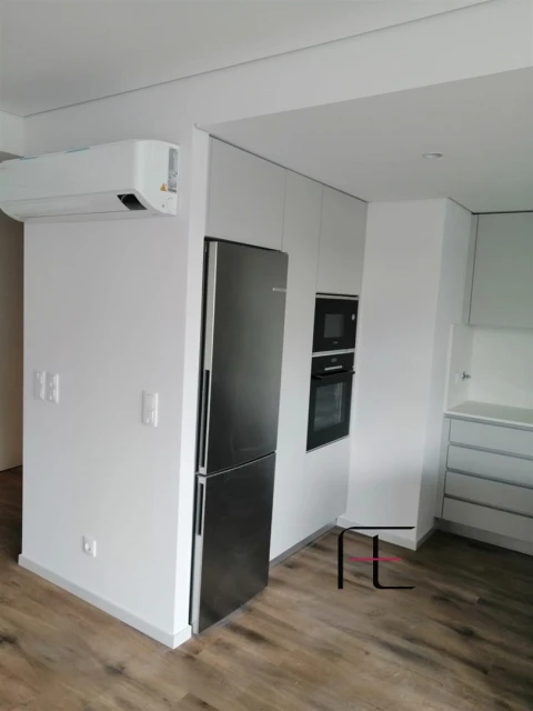 Apartamento T2 para Venda em Mafamude e Vilar do Paraíso