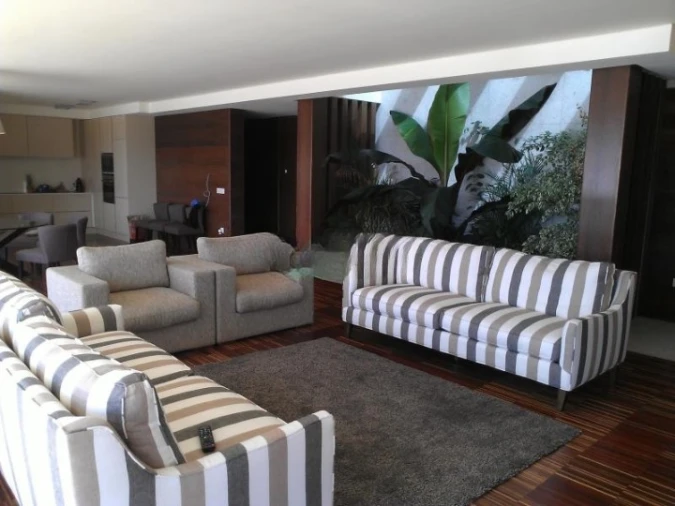 Moradia T6 para Venda em Lanhelas Foto 4